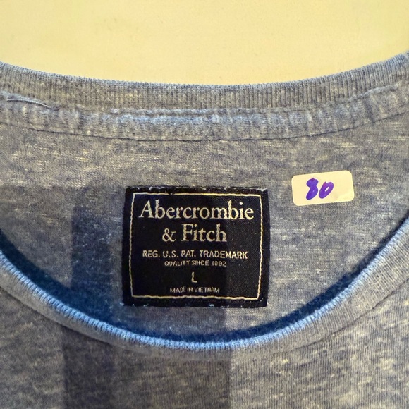 Abercrombie and Fitch, large blue T-shirt - Picture 3 of 4